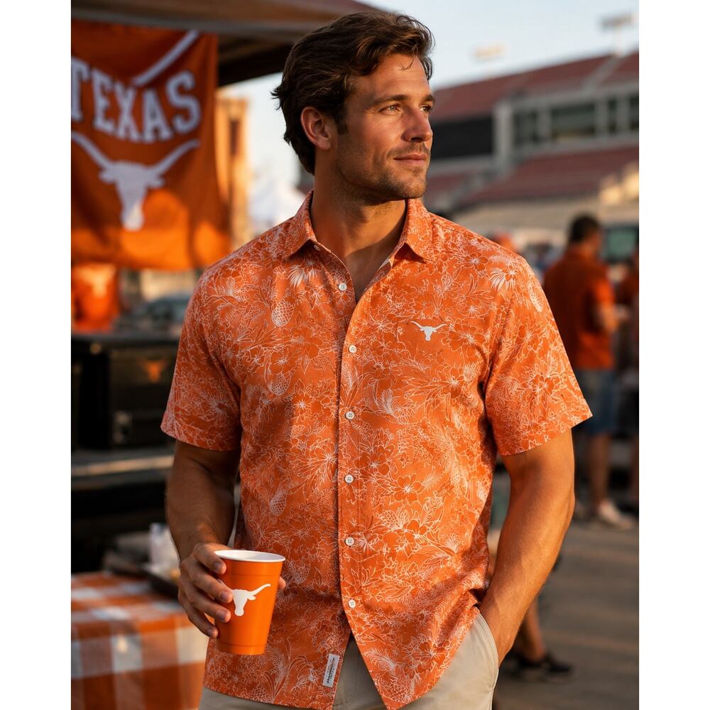 Tommy Bahama Texas Longhorns Hawaiian Cotton Camp Shirt Orange/White — Size 2XL - Picture 7 of 8